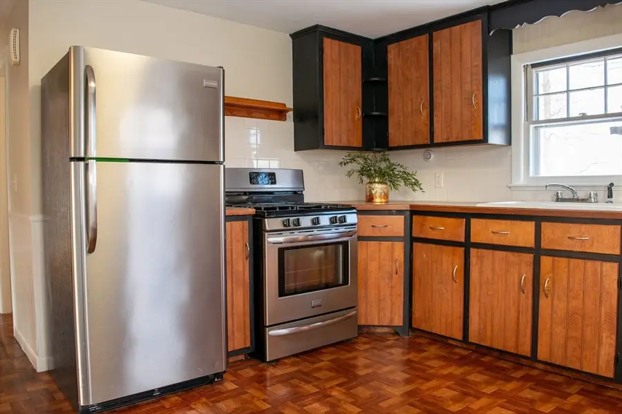 12 Wilmot St, Fitchburg, MA 01420 - Image #2