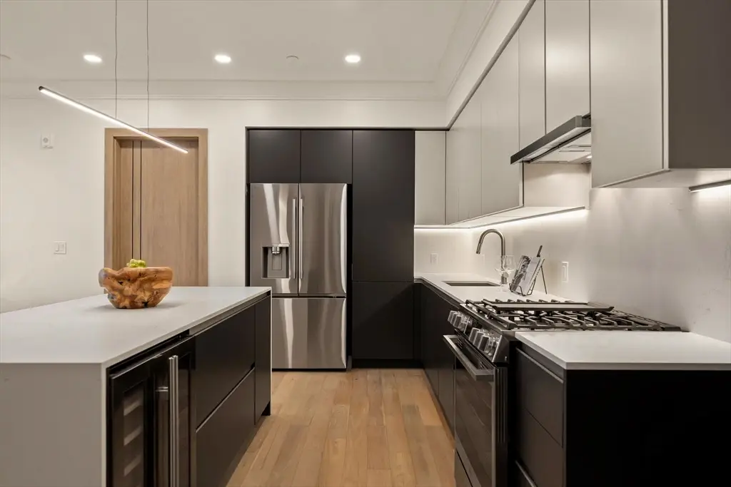 388 Washington Street #205, Quincy, MA 02169 - Image #1