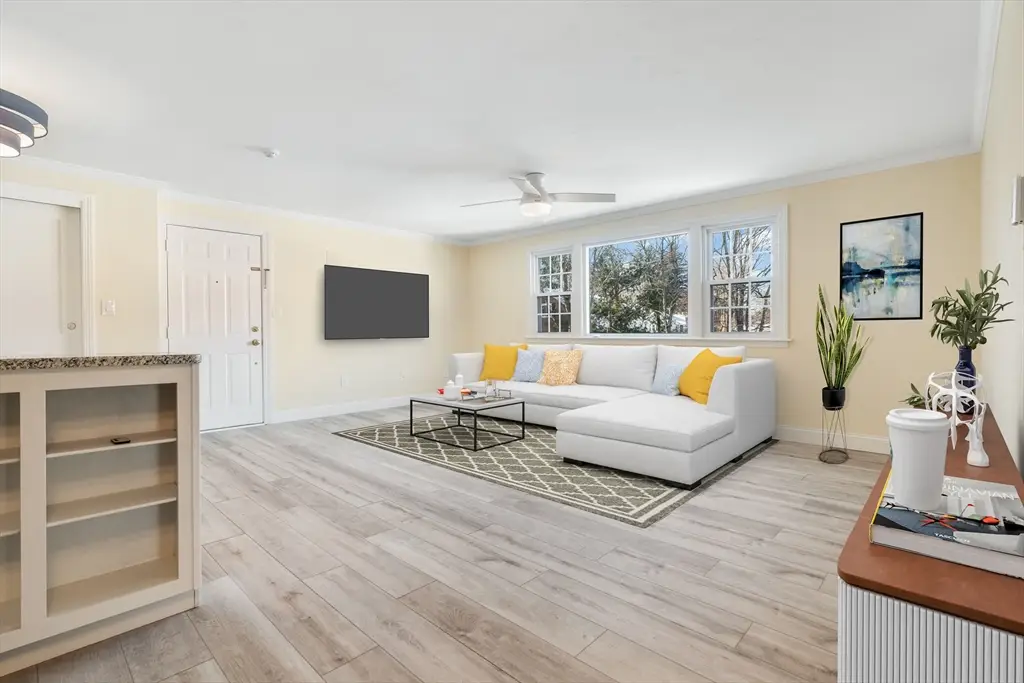 222 School St #9, Walpole, MA 02081 - #1