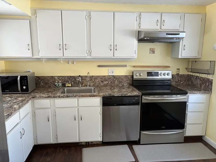 1 Autumn Lane #1, Amherst, MA 01002 - #3