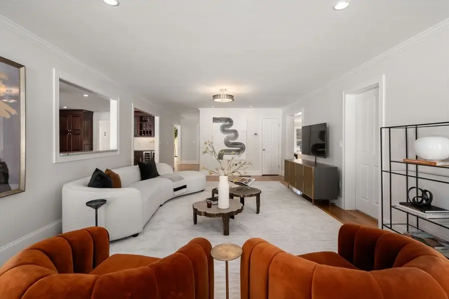 150 Country Club Rd, Newton, MA 02459 - Image #3