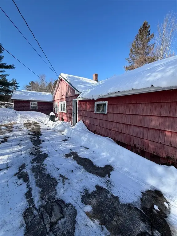 600 New Ipswich Rd, Ashby, MA 01431 - Image #2