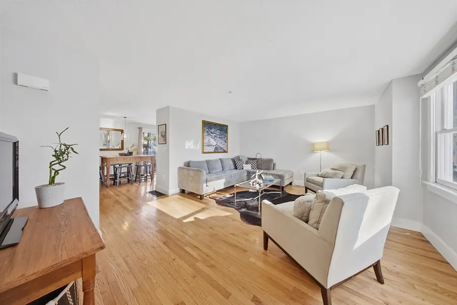 50 Pinecrest Vlg #50, Hopkinton, MA 01748 - Image #2