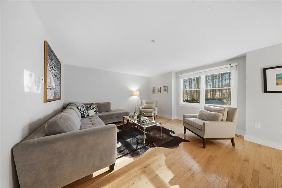 50 Pinecrest Vlg #50, Hopkinton, MA 01748 - Image #3