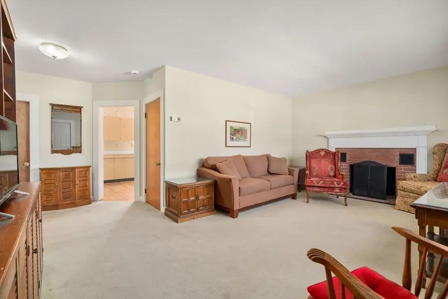 34 Chicopee St, New Bedford, MA 02745 - Image #3