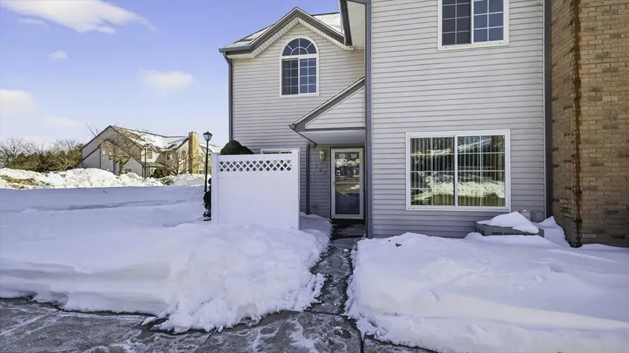 104 Johnson Rd #707, Chicopee, MA 01022 - Image #2