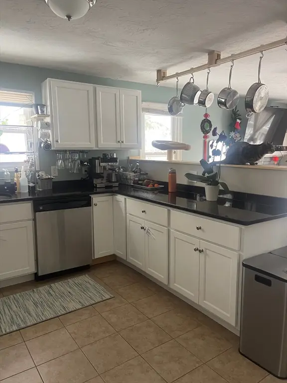 100 Central Ave #4, Ayer, MA 01432 - Image #3