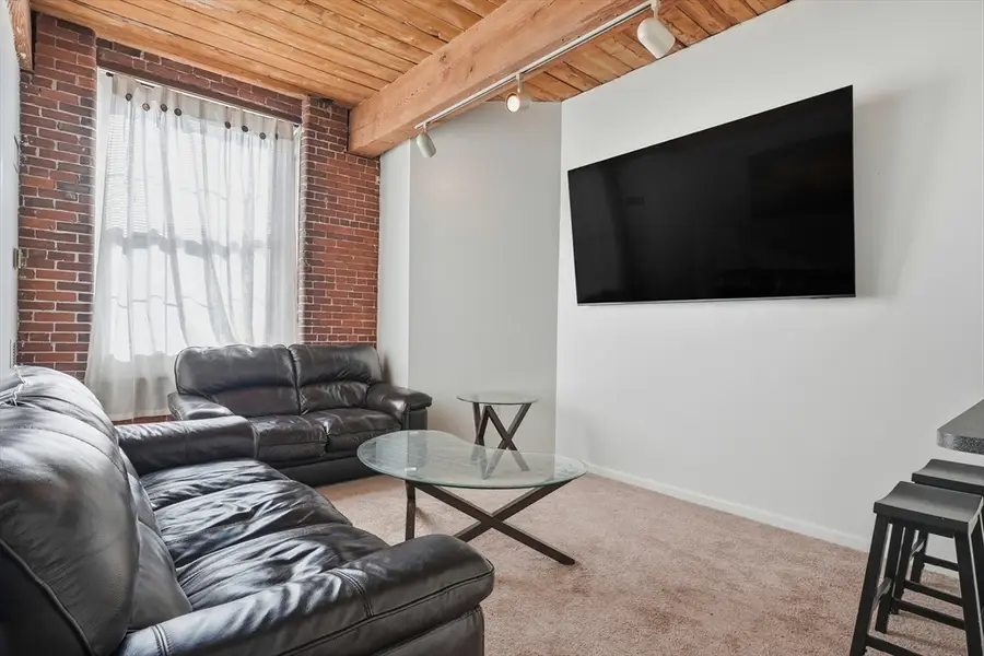 21 Wingate St #303, Haverhill, MA 01832 - #2