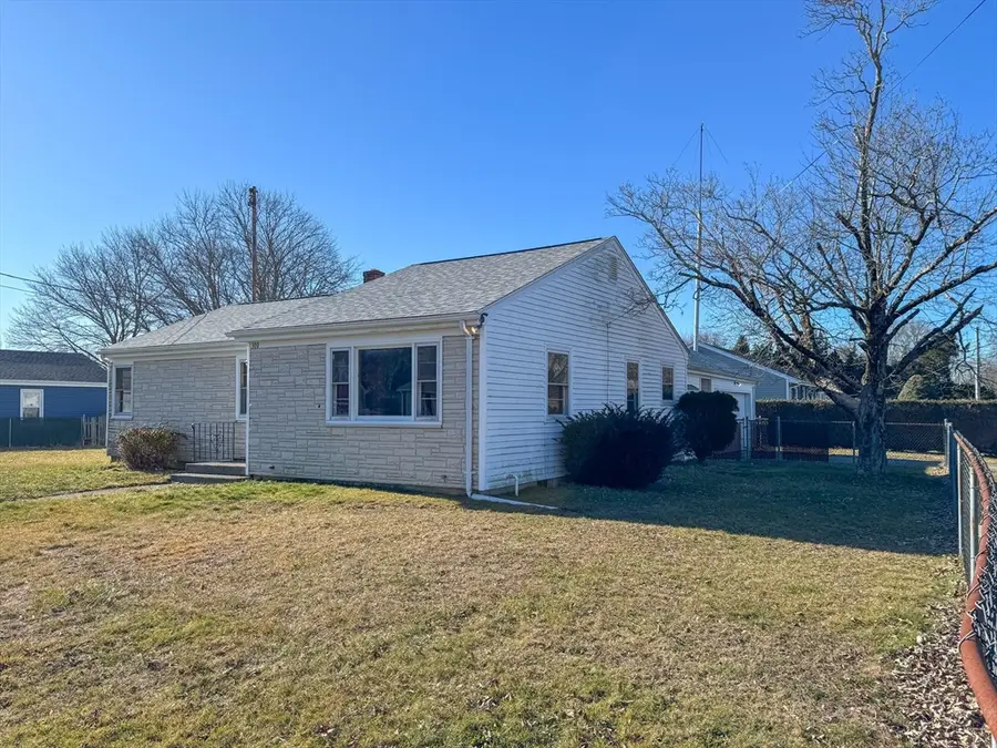 300 Davis Rd, Westport, MA 02790 - Image #2