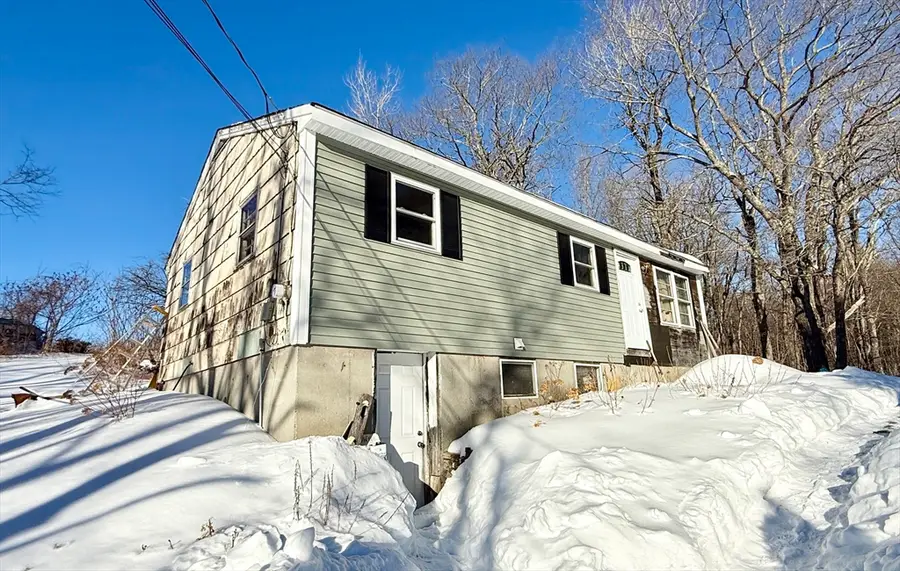 333 Sheldon Rd, Fitchburg, MA 01420 - Image #3