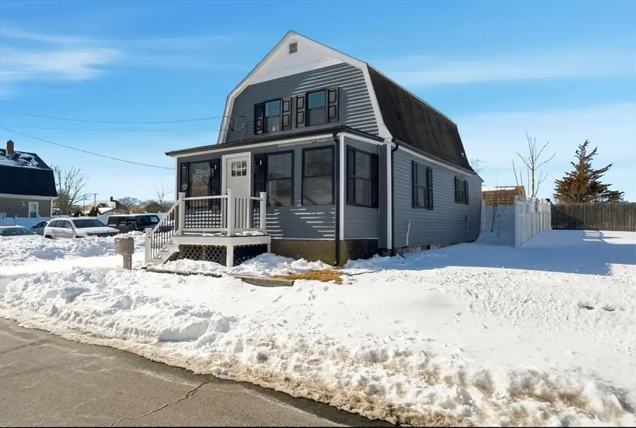 11 Boylston St, Acushnet, MA 02743 - #2