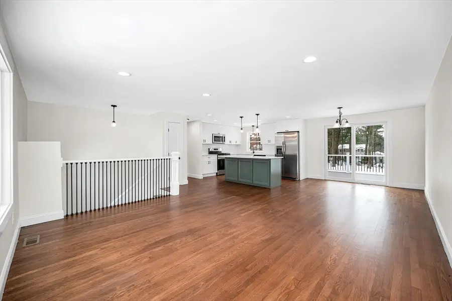 19 Porter St, Billerica, MA 01821 - #3