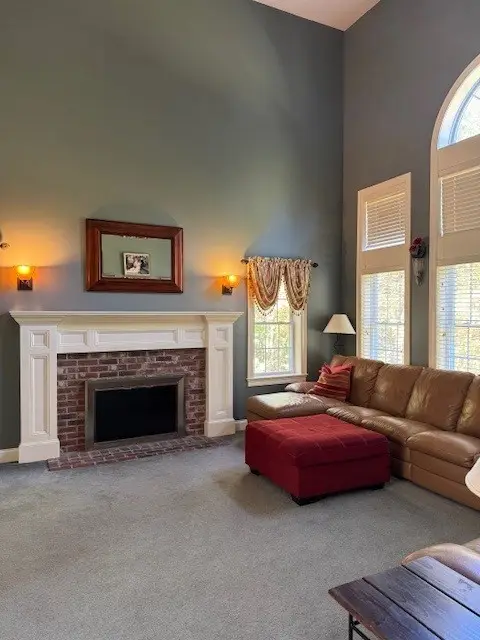 10 Essex St, Douglas, MA 01516 - #3