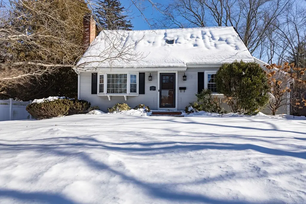 28 Linden Street, Taunton, MA 02780 - #1