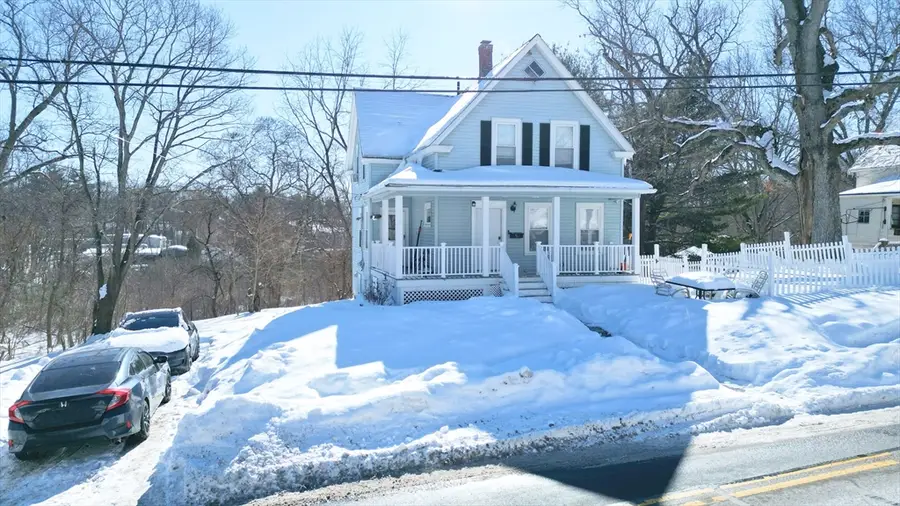 99 Clover St, Worcester, MA 01603 - #3