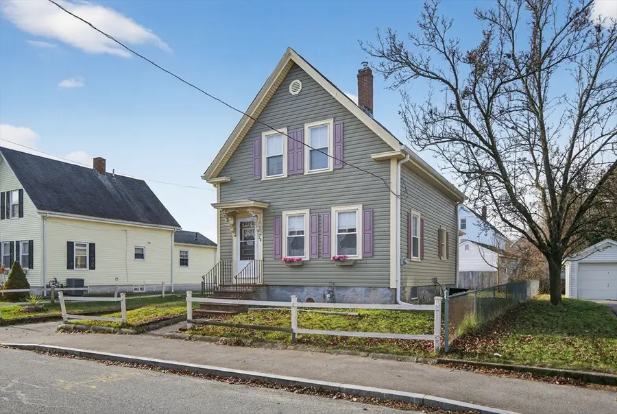 28 Cottage St, Taunton, MA 02780 - #3