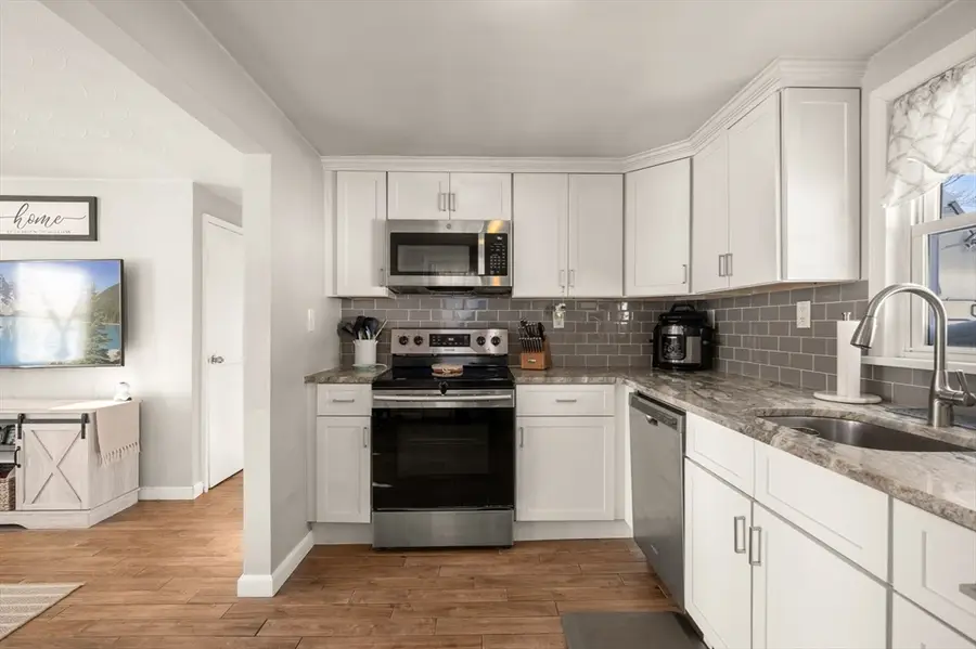 21 Forest St, Peabody, MA 01960 - #2