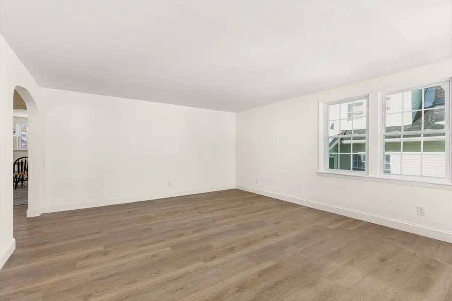 18 Palisades St, Worcester, MA 01604 - Image #2