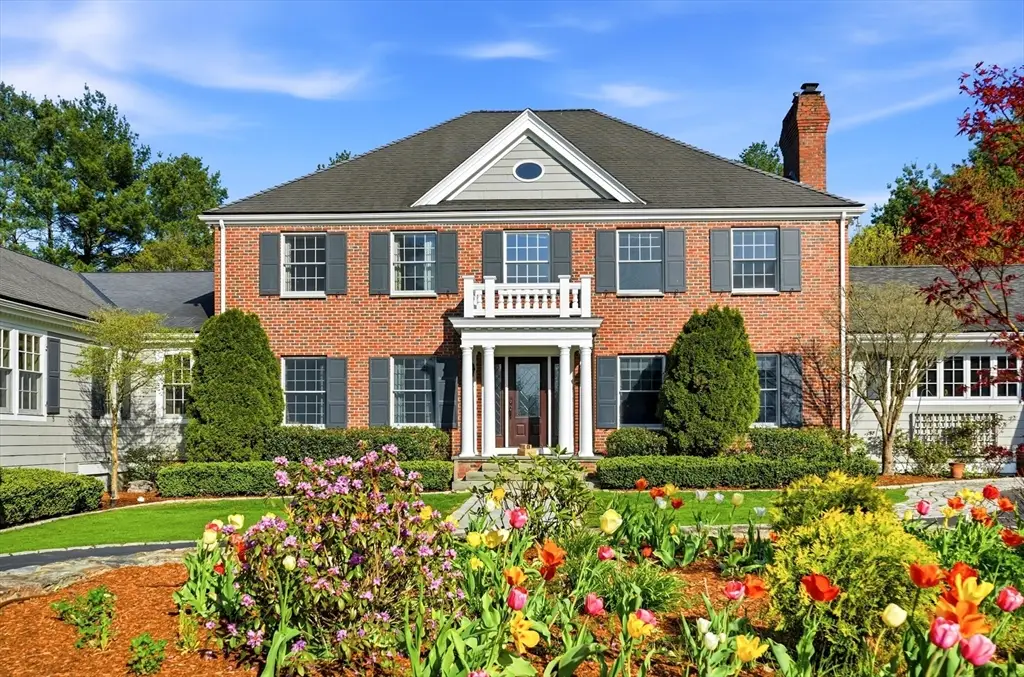 568 Wellesley St, Weston, MA 02493 - #1