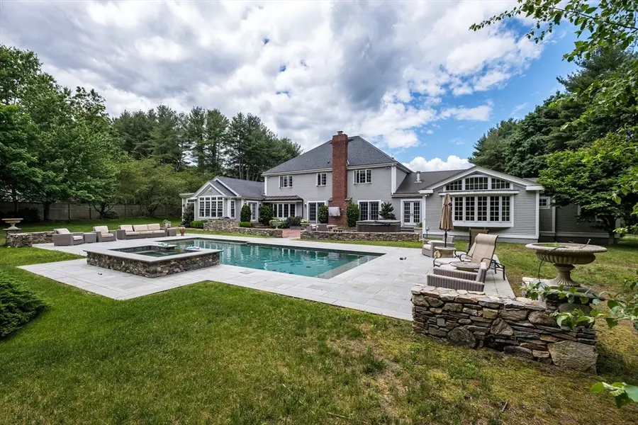 568 Wellesley St, Weston, MA 02493 - #3