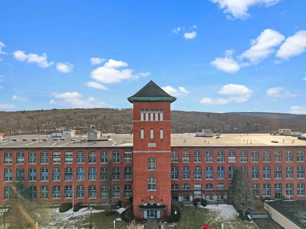 1 Tupperware Dr #221, North Smithfield, RI 02896 - #1