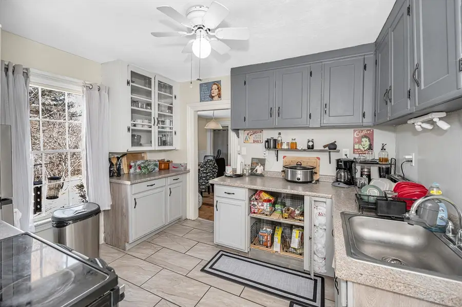 2 Lakeview Ave, Sterling, MA 01564 - Image #2