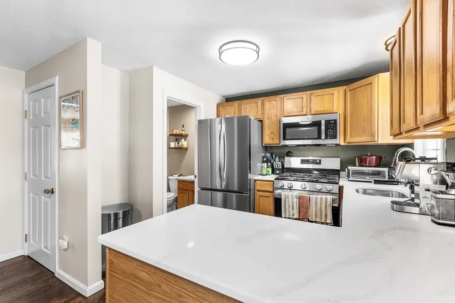 57 Wannalancit St #6, Lowell, MA 01854 - Image #3