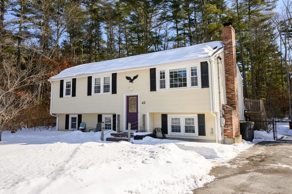 43 South Meadow Rd, Carver, MA 02330 - #1