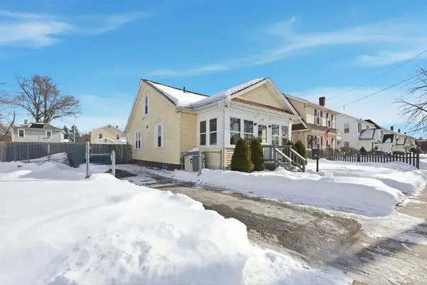 225 Osborne Ter, Springfield, MA 01104