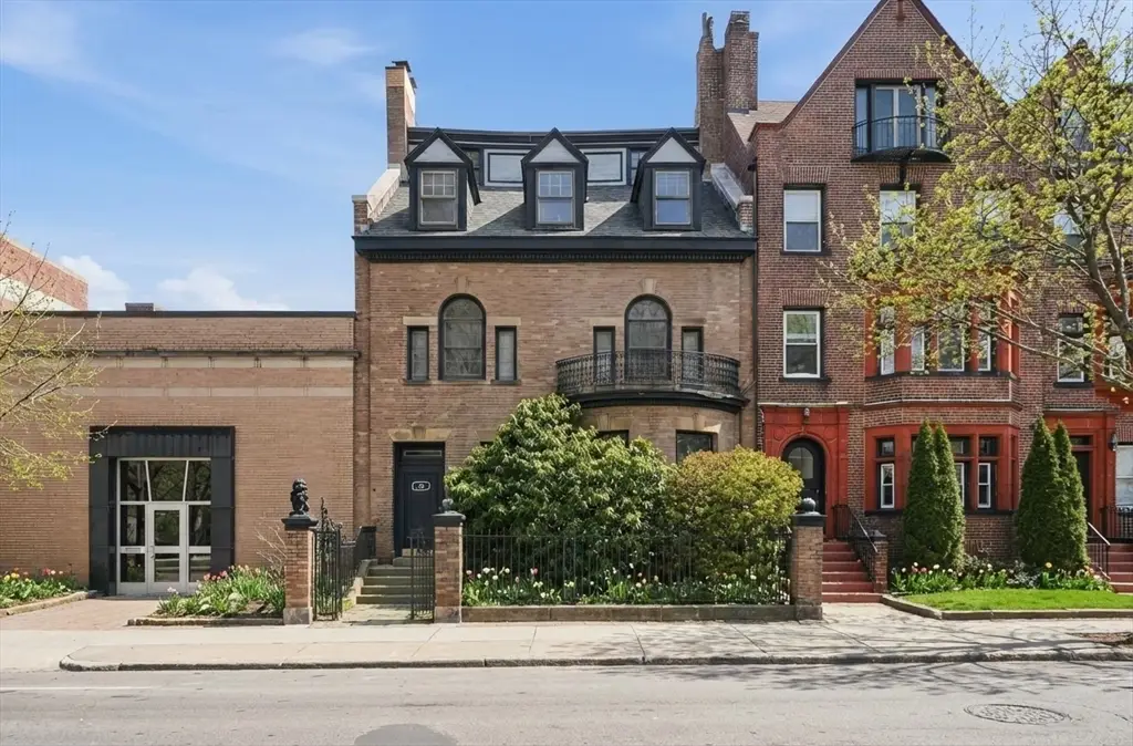 34 Elm Street, Worcester, MA 01609 - #1