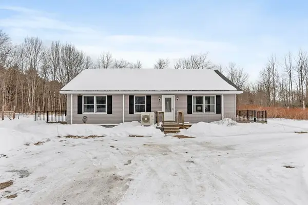 10 Russell Farm Rd, Winchendon, MA 01475