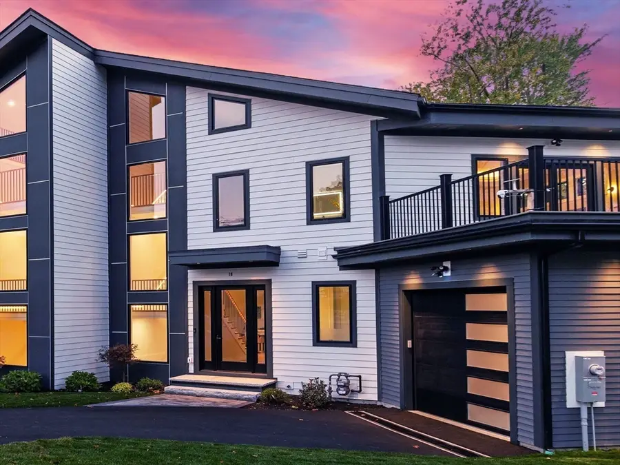 18 Josselyn Pl #18, Newton, MA 02461 - #3