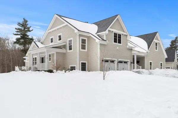20 Split Rock Ln, Mattapoisett, MA 02739
