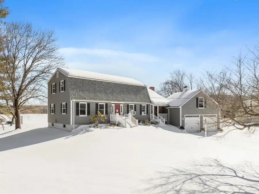 97 Hawthorne Ln, Concord, MA 01742 - #3