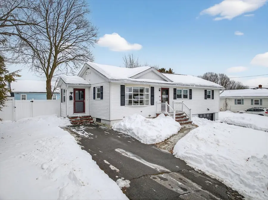 18 Erhardt Ter, Methuen, MA 01844 - #2