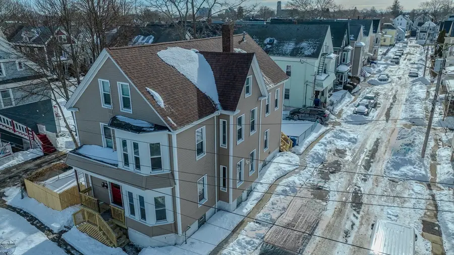 74 Locust St, New Bedford, MA 02740 - #3