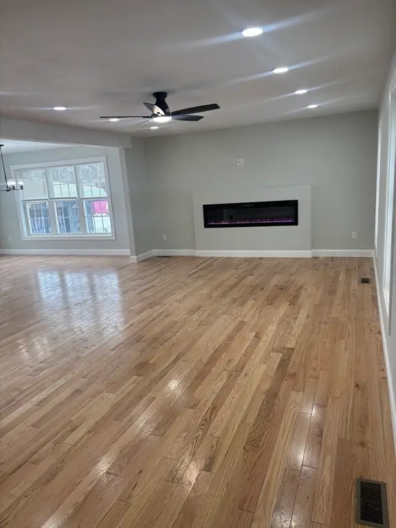 106 Almira, Springfield, MA 01119 - #3