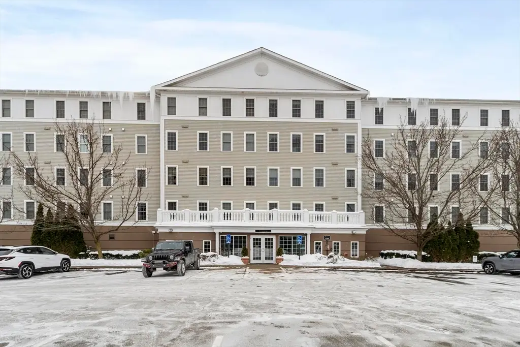 10 Crowninshield St #303, Peabody, MA 01960 - #1