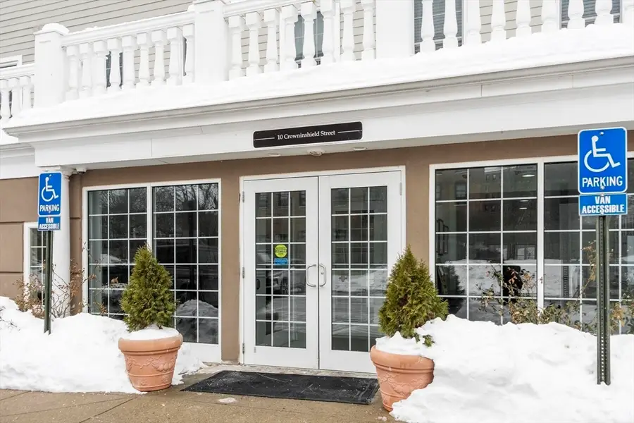 10 Crowninshield St #303, Peabody, MA 01960 - #2