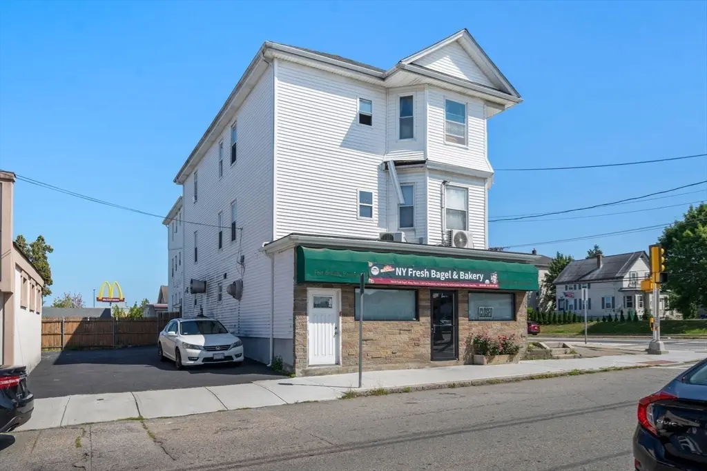 248-250 Jefferson St, Fall River, MA 02721 - #1