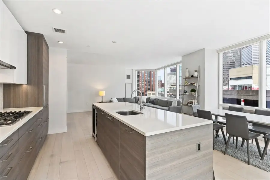 1 Franklin St #1208, Boston, MA 02110 - #3
