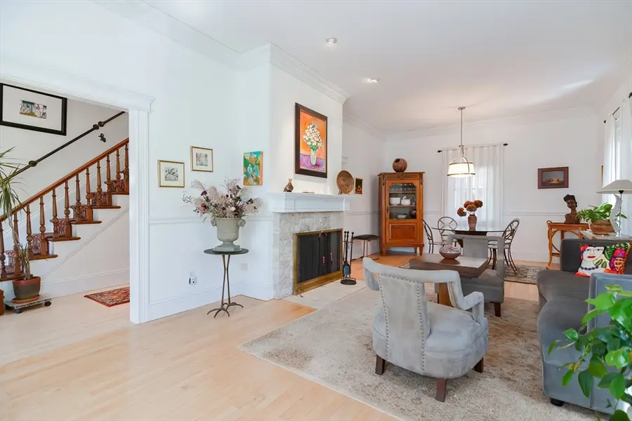 3 Forest St, Newton, MA 02461 - #3