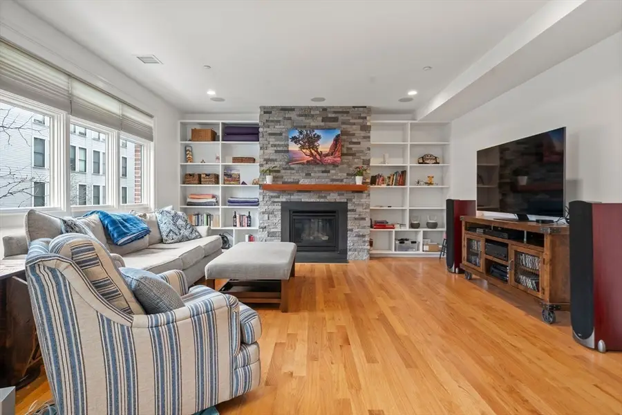 350 West 2nd St #1, Boston, MA 02127 - #2