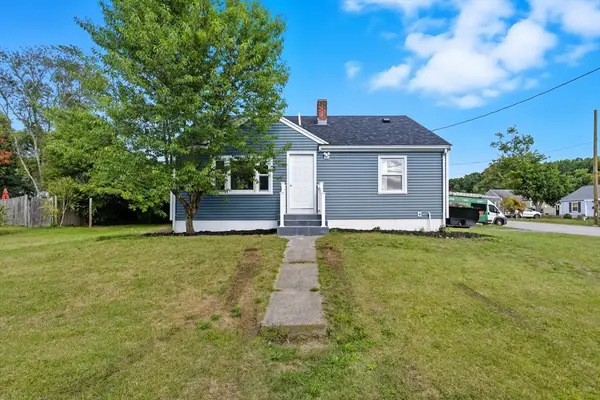 78 Linda St, Abington, MA 02351