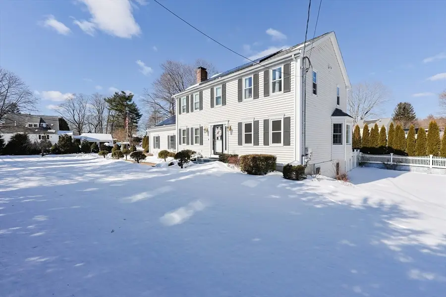 11 Parnell St, Millis, MA 02054 - #2