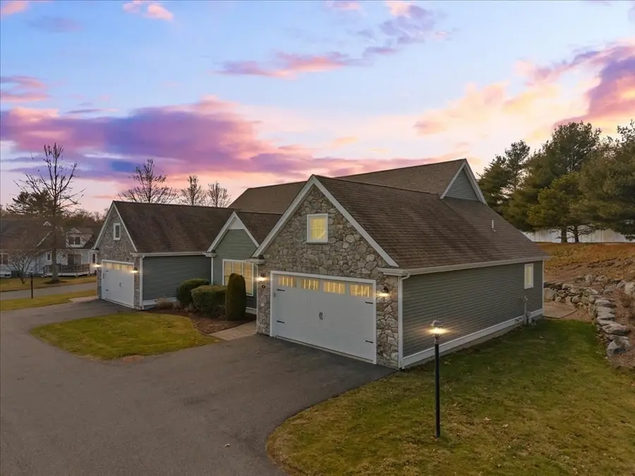 8 Eagle Way #8, Lakeville, MA 02347 - #2