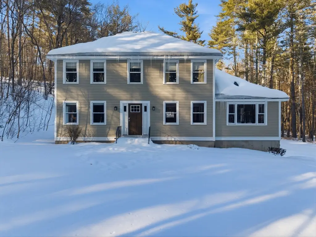 114 Groton St, Pepperell, MA 01463 - #1