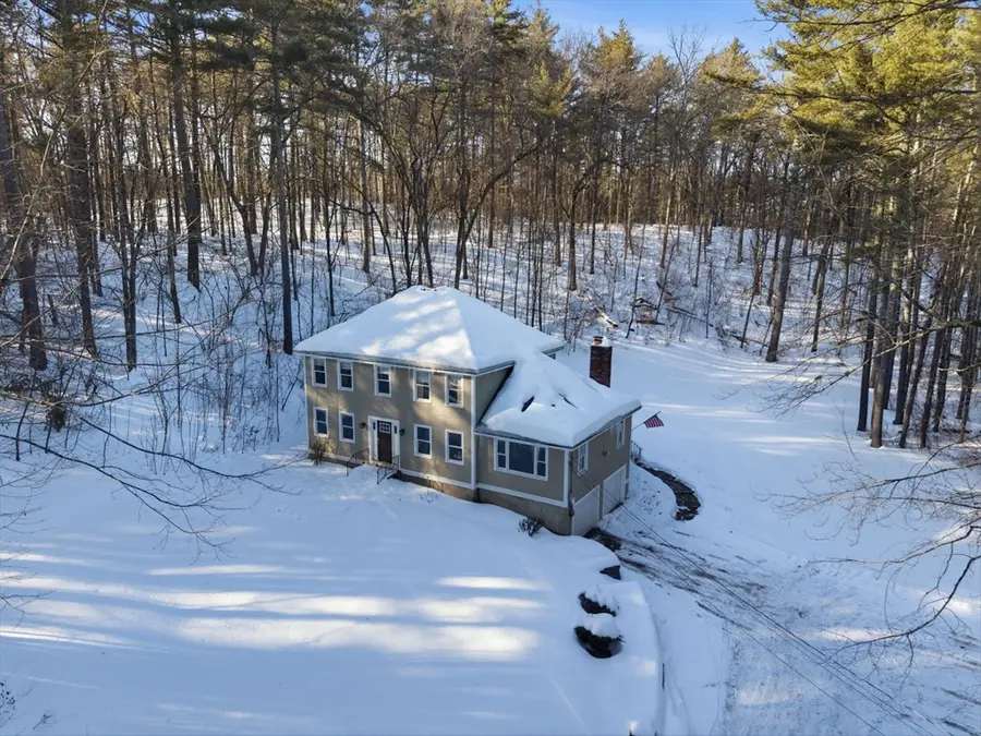 114 Groton St, Pepperell, MA 01463 - #3