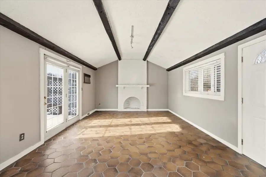 346 South, Foxboro, MA 02035 - #3