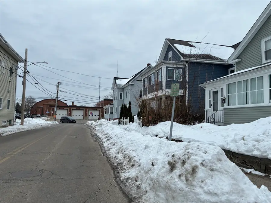 17 Capron St, Attleboro, MA 02703 - #2